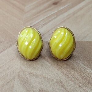 Vintage 60s iridescent yellow lemon drop clip on earrings with gold border